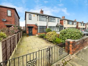 Front External- click for photo gallery